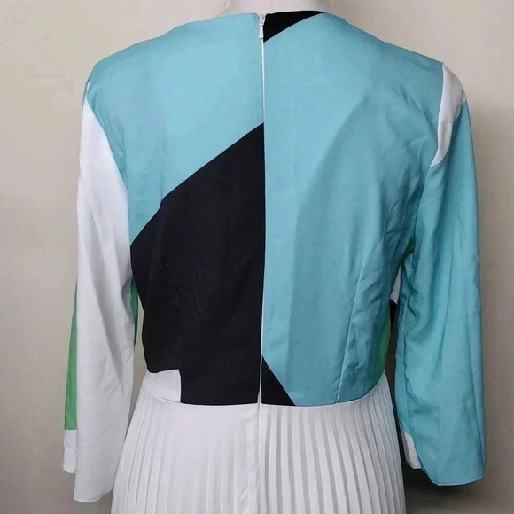 Closet London Stunning New Wrap Dress Size 10 - Geometric Flowy Design - Picture 10 of 15